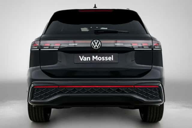 Volkswagen Tiguan (2026) thumbnail 3