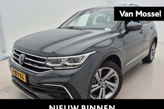 Volkswagen Tiguan (2023) thumbnail 1