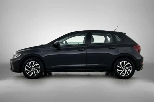 Volkswagen Polo (2022) thumbnail 2