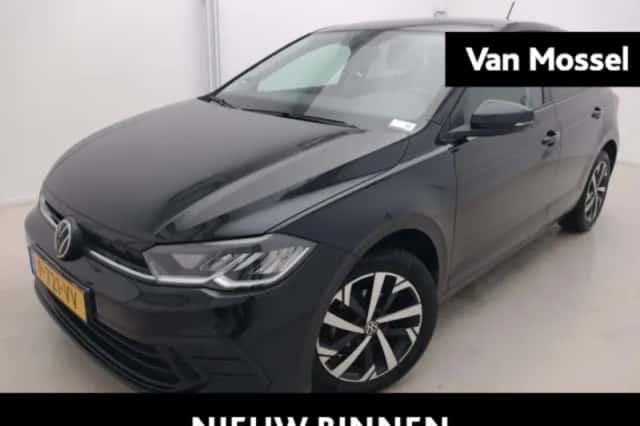 Volkswagen Polo (2022) thumbnail 1