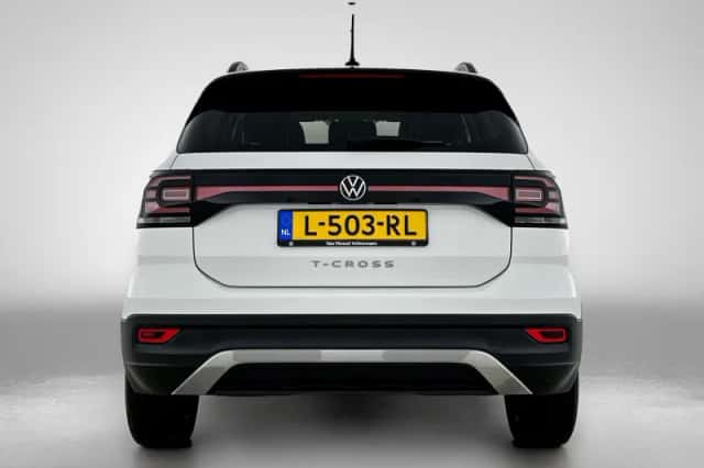 Volkswagen T-Cross (2021) thumbnail 3