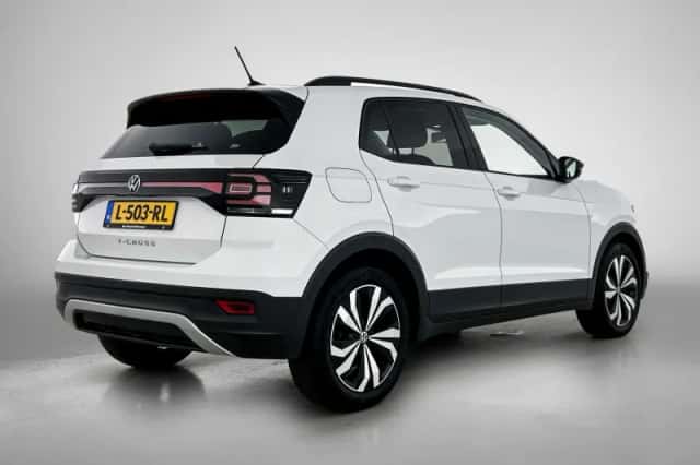 Volkswagen T-Cross (2021) thumbnail 4
