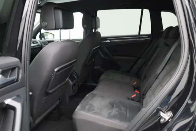 Volkswagen Tiguan (2020) thumbnail 10
