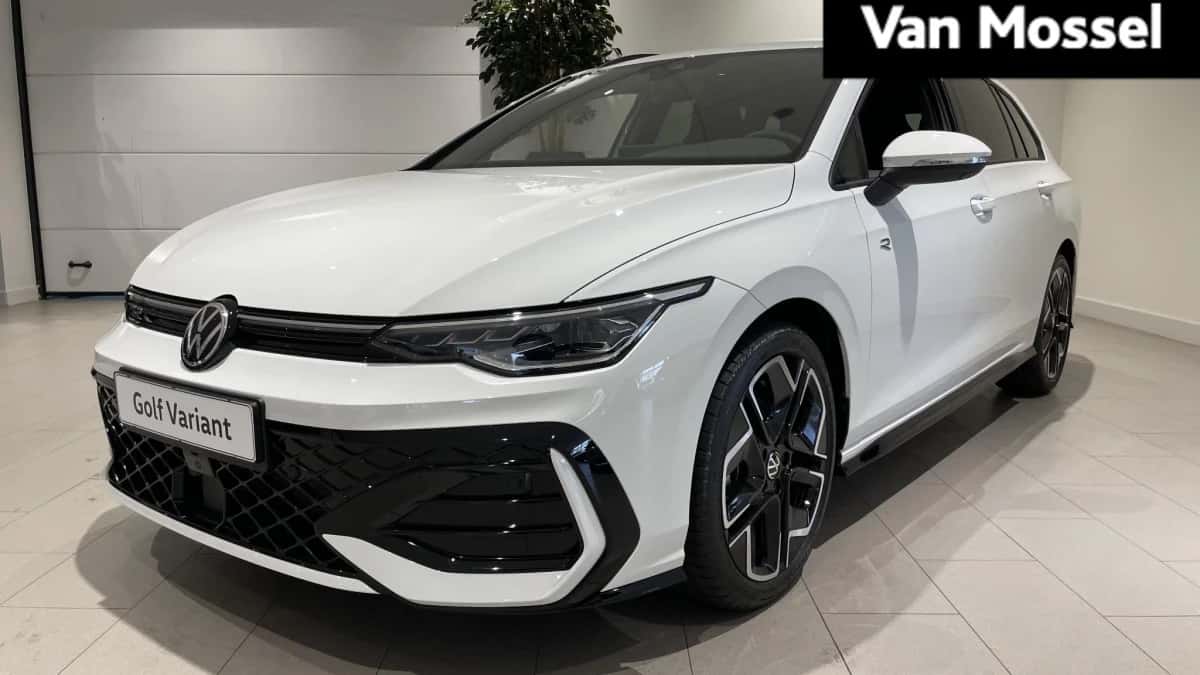 Volkswagen Golf (2025) — foto 1