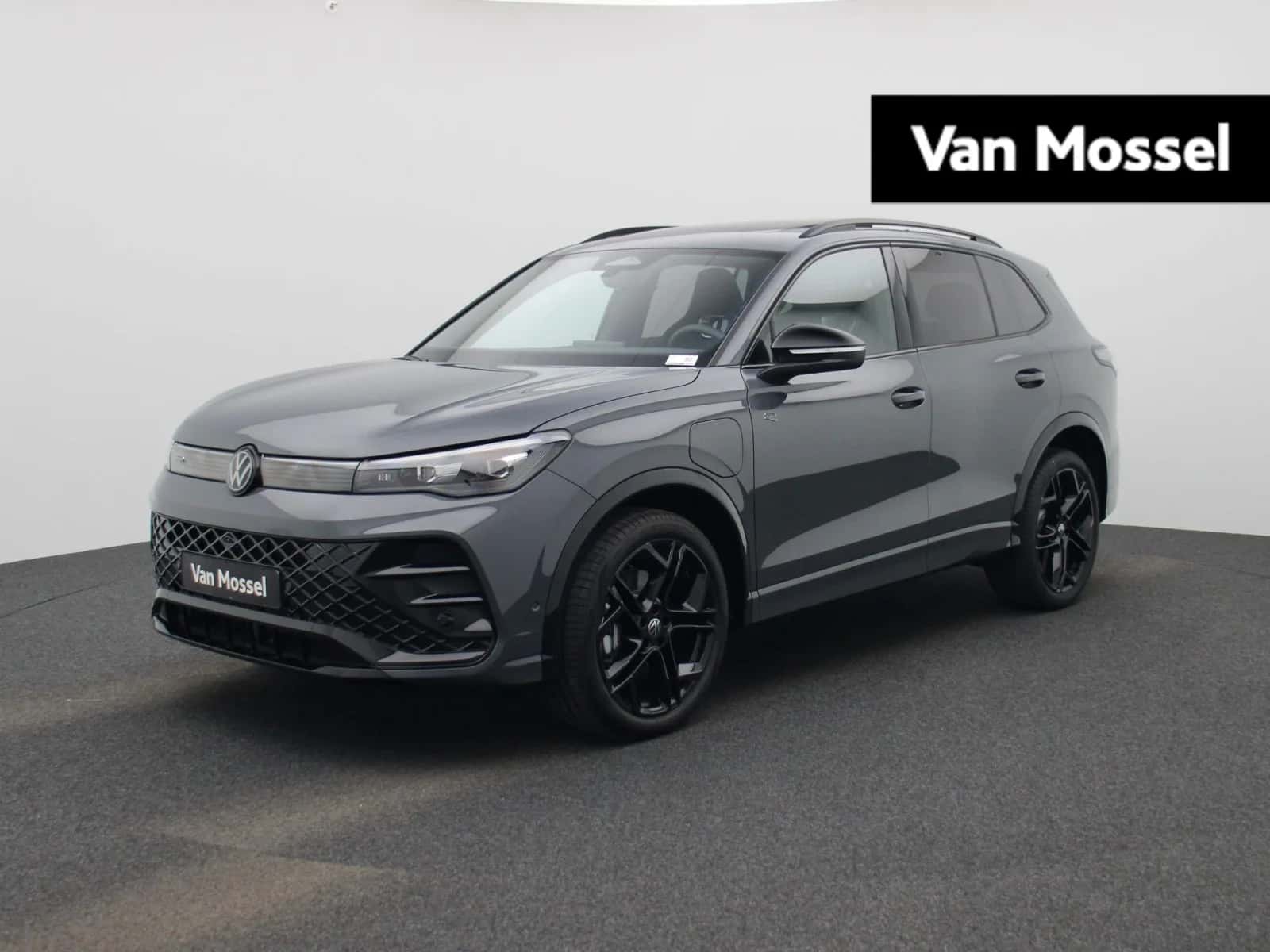 Volkswagen Tiguan (2025) — foto 1
