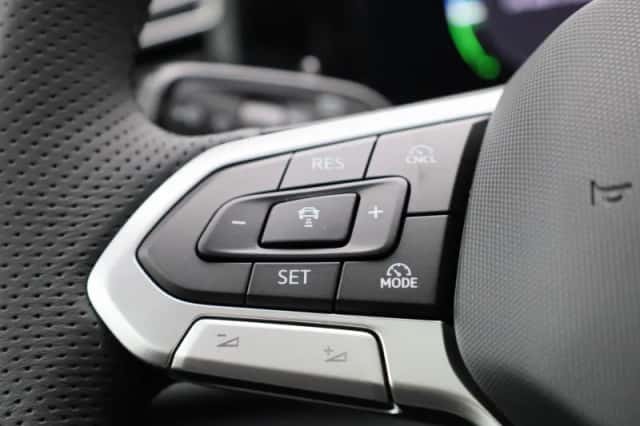 Volkswagen Tiguan (2025) thumbnail 21