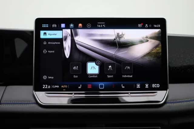 Volkswagen Tiguan (2025) thumbnail 30