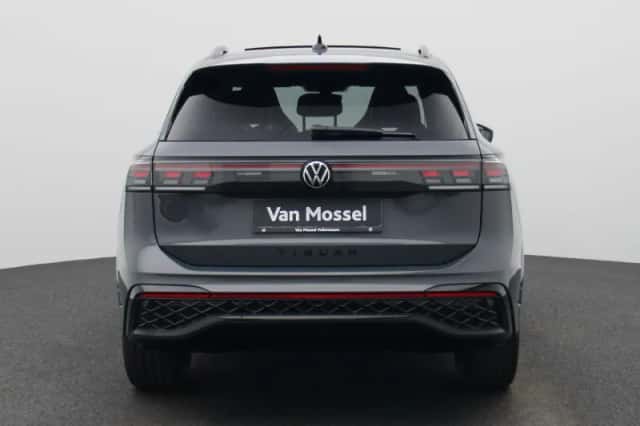 Volkswagen Tiguan (2025) thumbnail 5