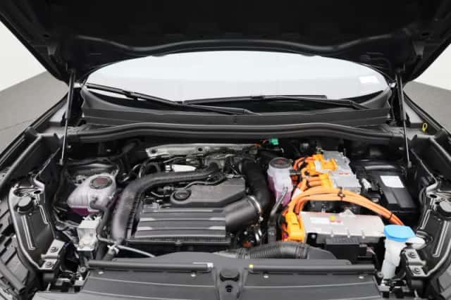 Volkswagen Tiguan (2025) thumbnail 43