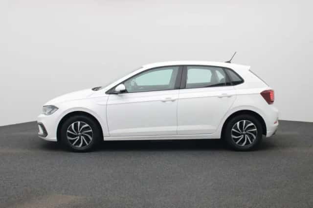 Volkswagen Polo (2022) thumbnail 4