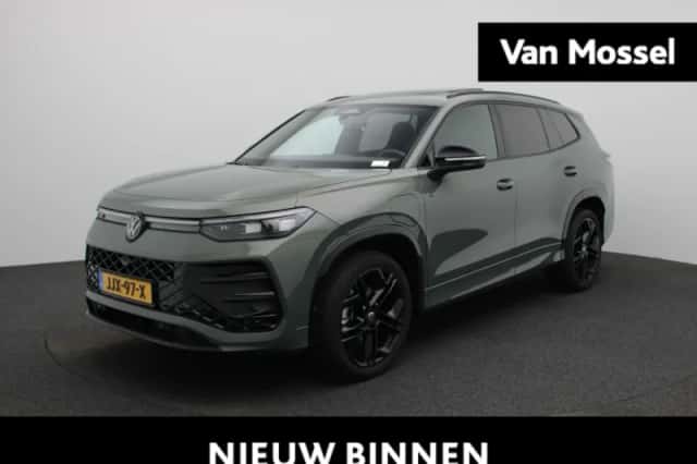 Volkswagen Tayron (2025) thumbnail 1