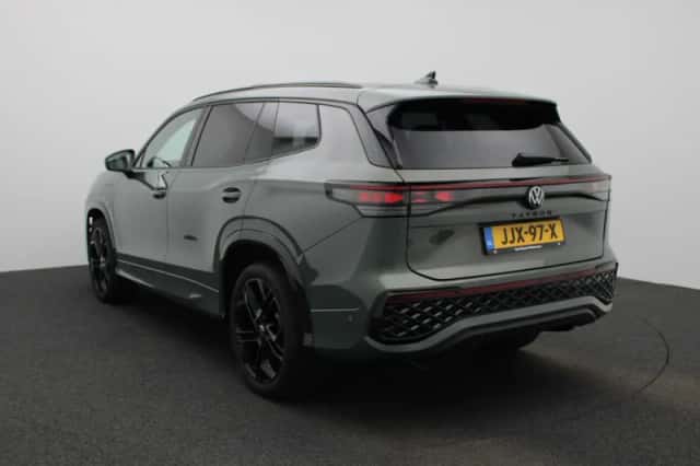 Volkswagen Tayron (2025) thumbnail 2
