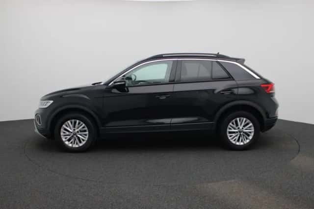 Volkswagen T-Roc (2022) thumbnail 4