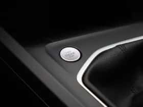 Volkswagen Golf (2022) thumbnail 21