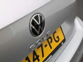 Volkswagen Golf (2022) thumbnail 33