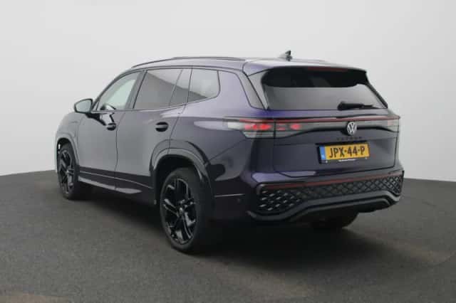 Volkswagen Tayron (2025) thumbnail 2