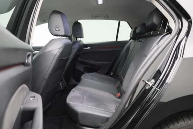 Volkswagen Golf (2025) thumbnail 12