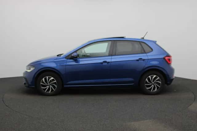Volkswagen Polo (2022) thumbnail 4