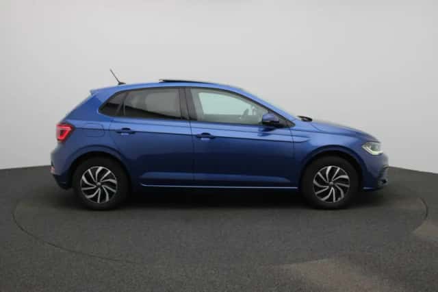 Volkswagen Polo (2022) thumbnail 6