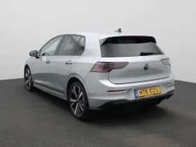 Volkswagen Golf (2025) thumbnail 2
