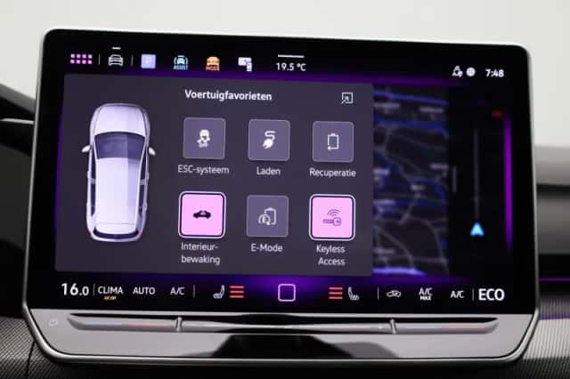 Volkswagen Golf (2025) thumbnail 24
