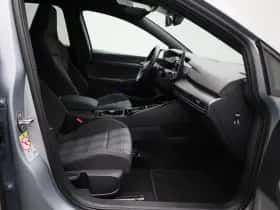 Volkswagen Golf (2025) thumbnail 43