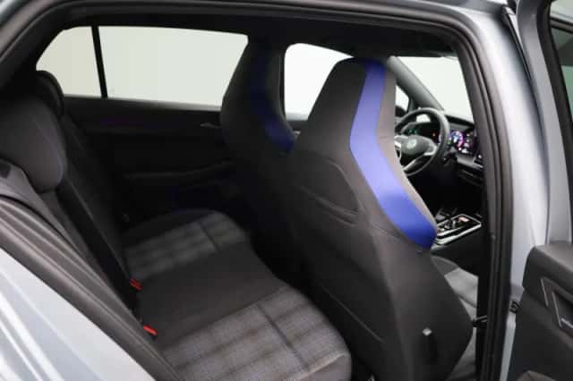 Volkswagen Golf (2025) thumbnail 44