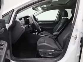 Volkswagen Golf (2025) thumbnail 11