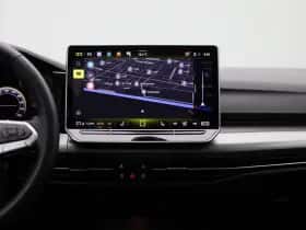Volkswagen Golf (2025) thumbnail 9