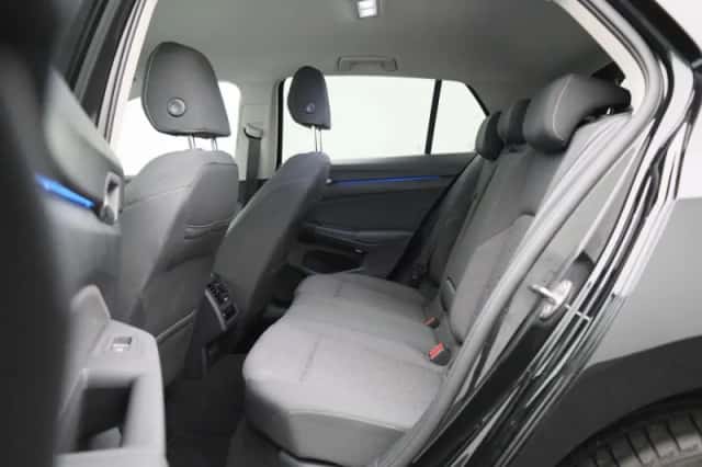 Volkswagen Golf (2025) thumbnail 12