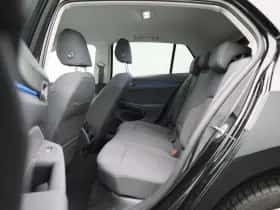 Volkswagen Golf (2025) thumbnail 12