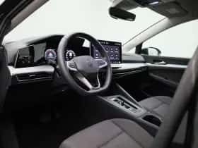 Volkswagen Golf (2025) thumbnail 32