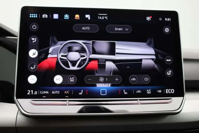 Volkswagen Golf (2025) thumbnail 17