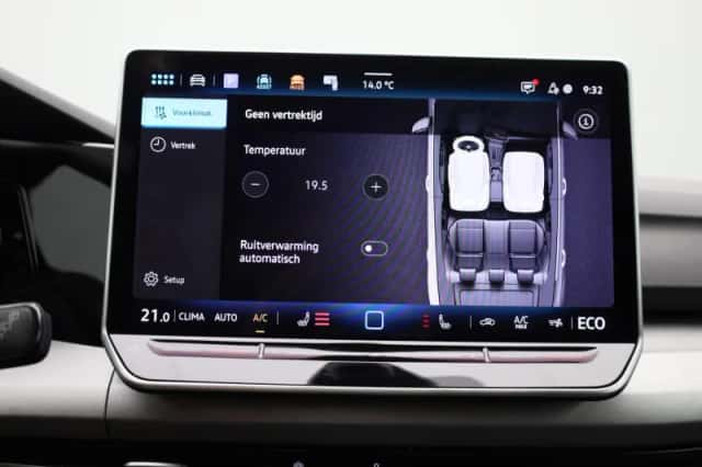 Volkswagen Golf (2025) thumbnail 28