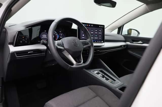 Volkswagen Golf (2025) thumbnail 33