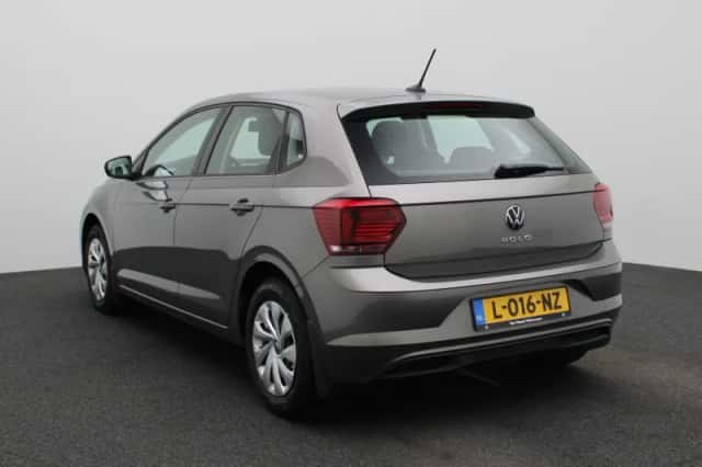 Volkswagen Polo (2021) thumbnail 2