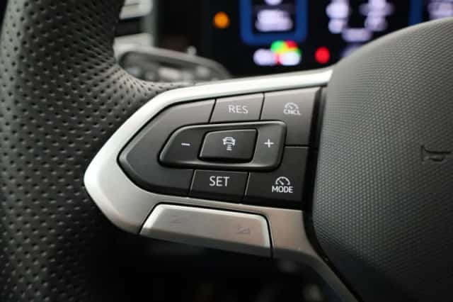 Volkswagen Tiguan (2025) thumbnail 24