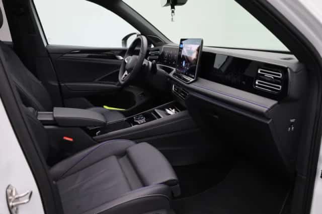 Volkswagen Tiguan (2025) thumbnail 40