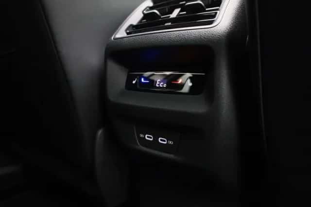 Volkswagen Tiguan (2025) thumbnail 42