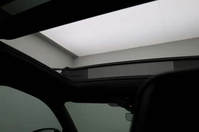 Volkswagen Tiguan (2025) thumbnail 45