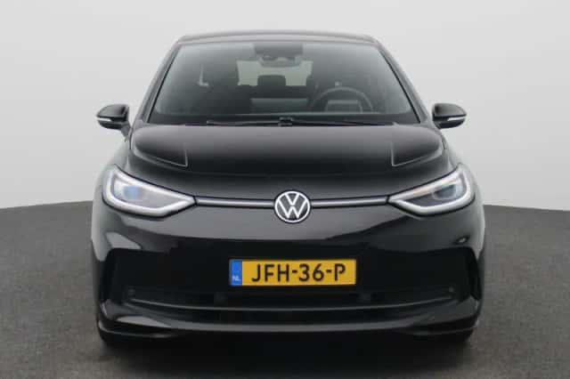 Volkswagen ID.3 (2025) thumbnail 3