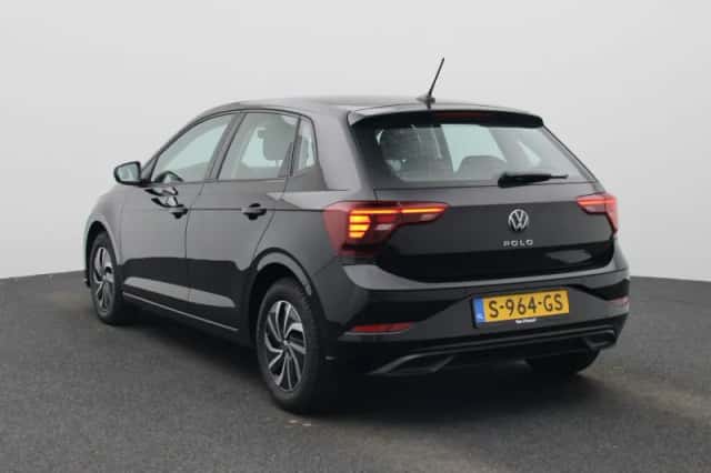 Volkswagen Polo (2023) thumbnail 2