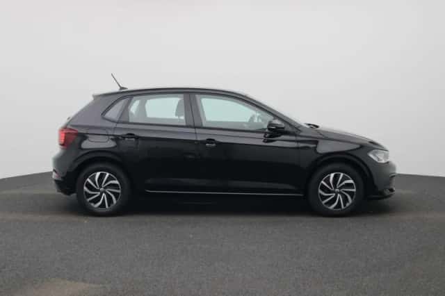 Volkswagen Polo (2023) thumbnail 6