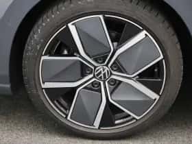 Volkswagen Golf (2025) thumbnail 14