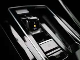 Volkswagen Golf (2025) thumbnail 18