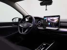 Volkswagen Golf (2025) thumbnail 36