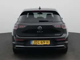 Volkswagen Golf (2025) thumbnail 5