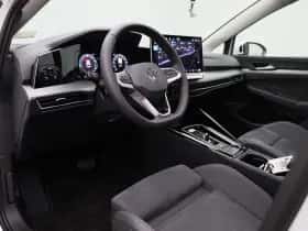 Volkswagen Golf (2025) thumbnail 35