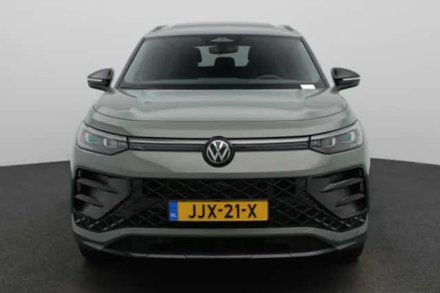 Volkswagen Tayron (2025) thumbnail 3
