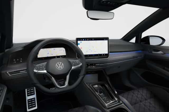 Volkswagen Golf (2026) thumbnail 4